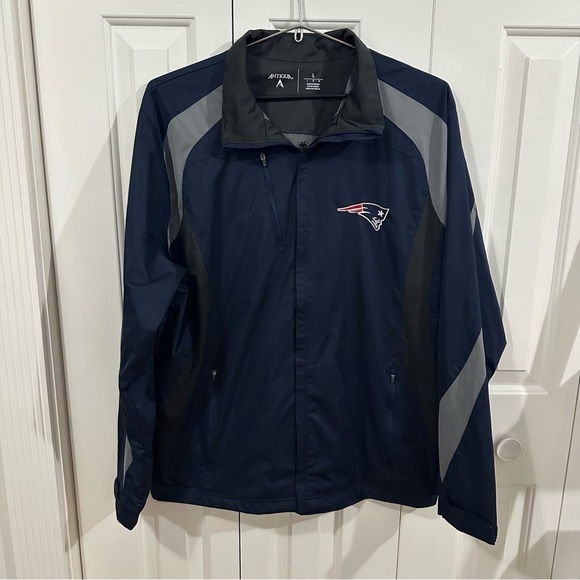Antigua Other - Antigua NFL Patriots Lightweight Jacket